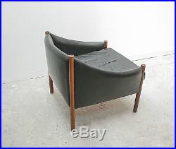 Danish Leather Teak Armchair Rosewood Legs Vintage Retro Mid-Century Easy Chair