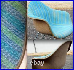 EAMES ALEXANDER GIRARD Herman Miller Chair Blue Green Stripe Fabric Greige Shell