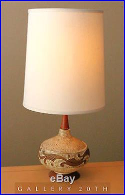 MID CENTURY DANISH MODERN TEAK TABLE LAMP! Eames 50s 60s Vtg Raymor Light Retro