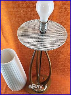 Mid Century Modern 43 Teak & Brass Table Lamp Vintage Beautiful! Retro MCM