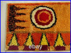 Mid century modern rya rug with abstract geometric pattern. Rya wall hanging