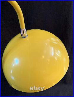 Rare 1968 Vintage Verner Panton Flowerpot Table Lamp Yellow Arched Metal Dome