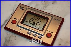 Time Out 1980 TOSS UP Vintage NINTENDO Game & Watch LCD Electronic HANDHELD AC01