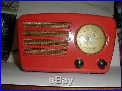 VINTAGE 1940s OLD ATOMIC RETRO CROSLEY JET AGE JETSON MID CENTURY BAKELITE RADIO