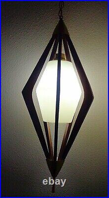 VINTAGE MID CENTURY 1960s HANGING LAMP CURVED WOOD GLASS GLOBE CHAIN SWAG LAMP