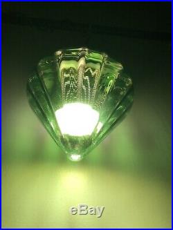 VINTAGE MID CENTURY RETRO GREEN GLASS HANGING SWAG LAMP LIGHT w BRASS DIFFUSER