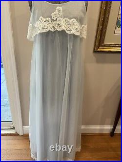 VTG Kayser All Nylon Baby Blue Mid Century Gown And Robe Peignoir Set Size M NWT