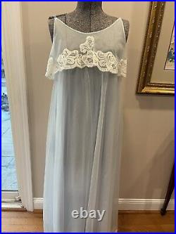 VTG Kayser All Nylon Baby Blue Mid Century Gown And Robe Peignoir Set Size M NWT