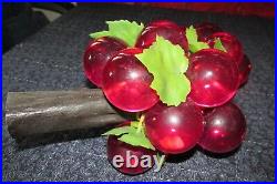 VTG MID CENTURY MODERN LUCITE ACRYLIC GRAPES large CLUSTER MAGENTA PINK