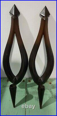 Vintage MCM Syroco Mid Century Style Mirror With Matching Dart Ind. Sconce Set