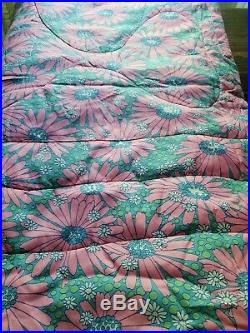 Vintage Mid Century Floral Bedspread Comforter MCM 60 70s Retro Mod Daisies Pink