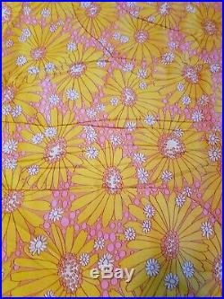 Vintage Mid Century Floral Bedspread Comforter MCM 60 70s Retro Mod Floral Daisy