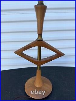 Vintage Unique Mid Century Modern Wood & Brass'Diamond Heart 25 Table Lamp