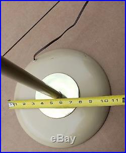 Vtg Mid Century Floor Lamp Light (3) Shade Globes Tan Metal Retro