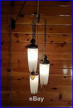 Vtg Mid Century Retro 3 Tier Frosted/Amber Glass Globes Hanging Swag Light Lamp